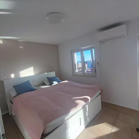 Seascape Apartment